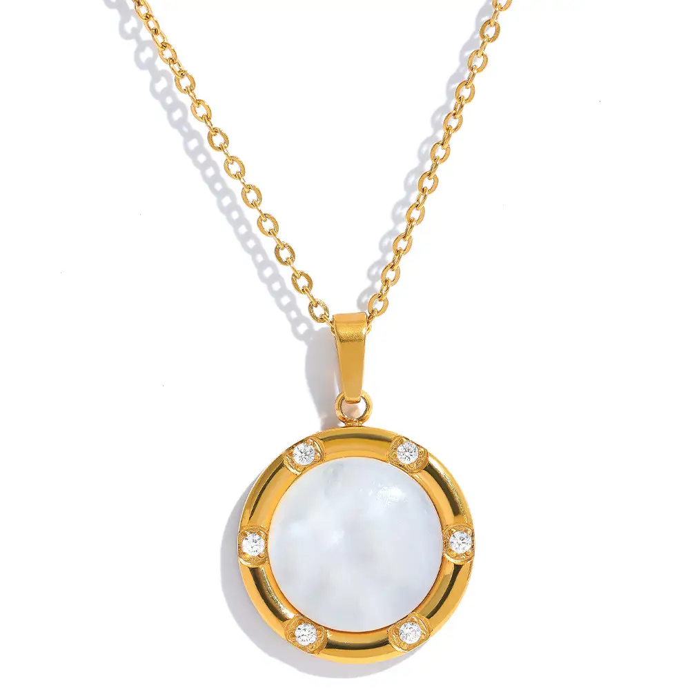 

JINYOU 1347 Natural Shell Zircon Round Pendant Stainless Steel Gold Color Necklace for Women Waterproof Classic Stylish Jewelry