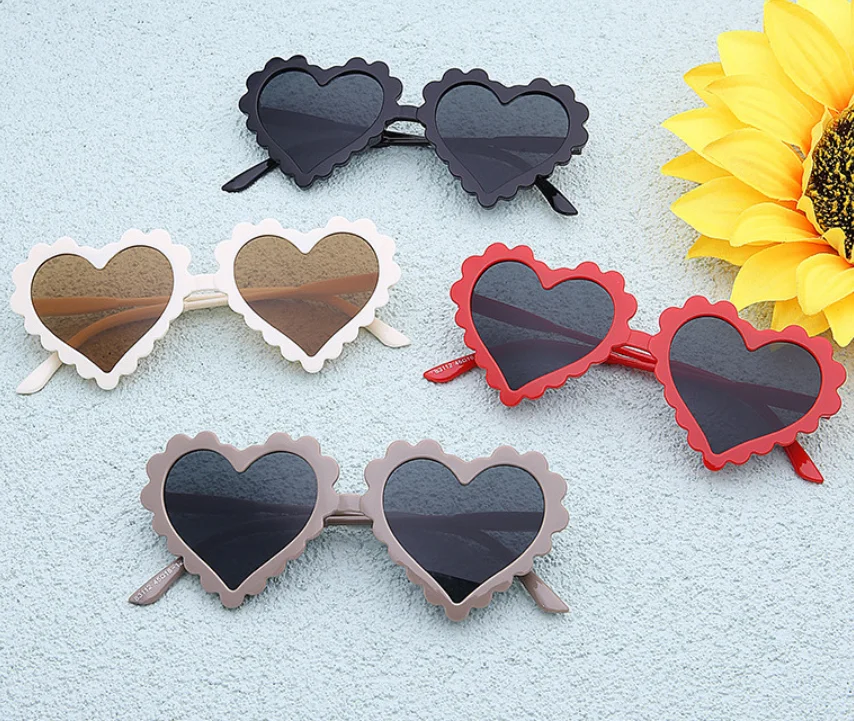 

Latest Fashion Girls Love Heart Shape Kids Sunglasses, 8 colors