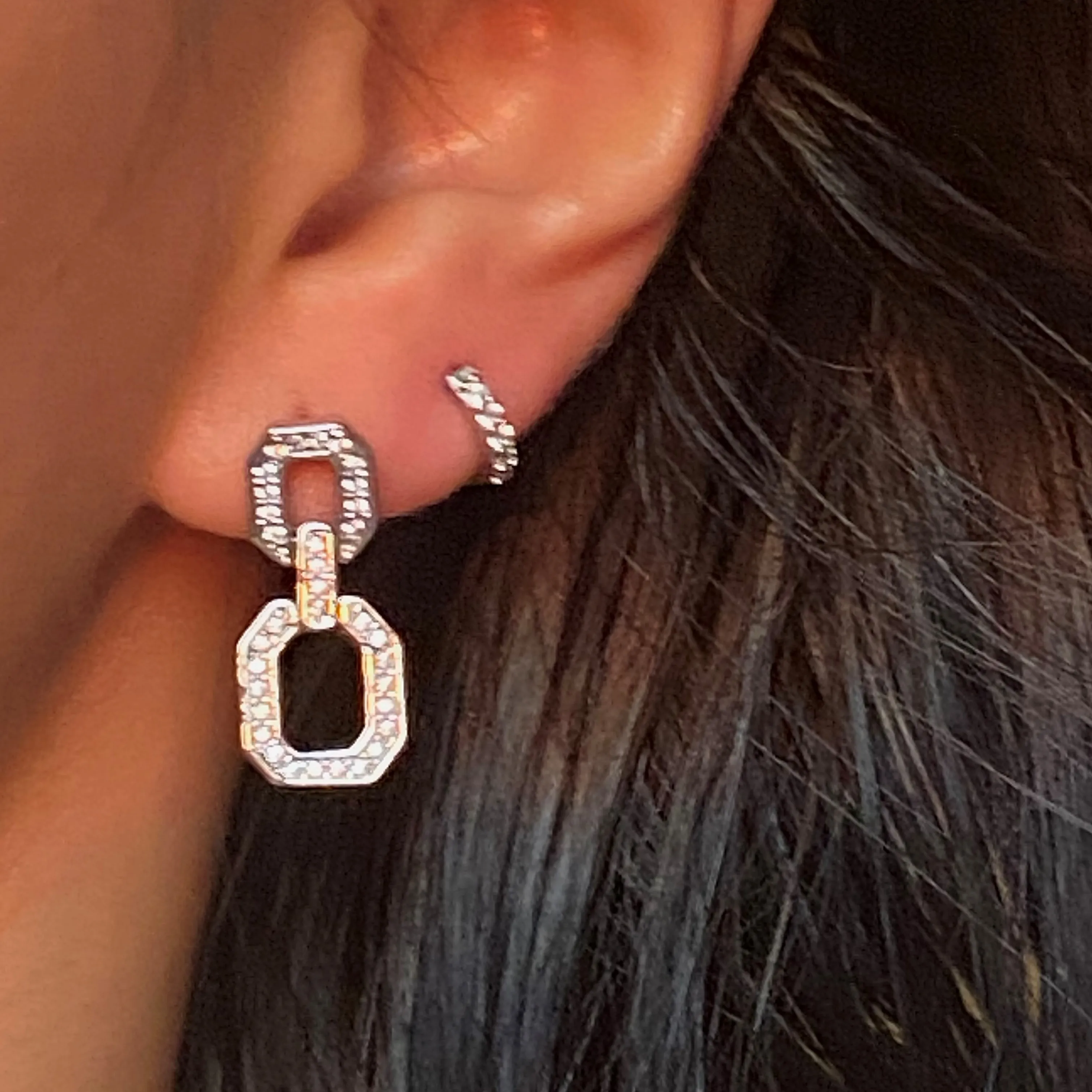 

2021 Dazan New Winter Western Style Hoop Geometric 18k Gold Plated High Quality colorful 5A Zircon Cool Pose Earring For Women