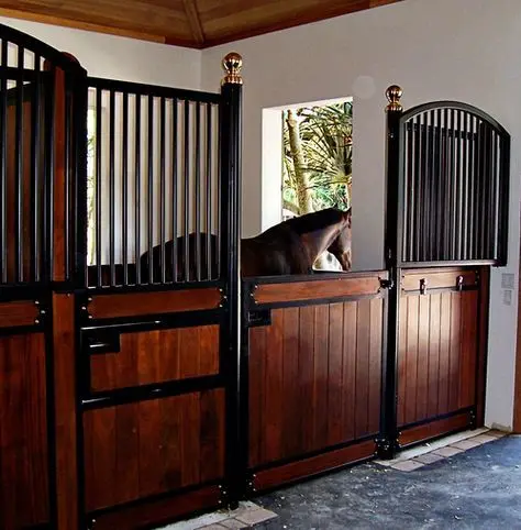 

European Equestrian Equine Elegant Exotic Horse Box Stall Stable Panels