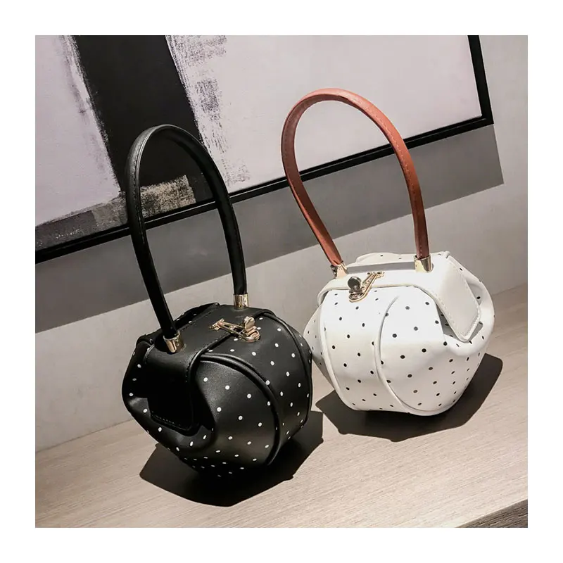 

2021 Luxury Fashion Pu Leather Handbag New Design Creative Lantern Women Tote Bag Round Clutch Bag