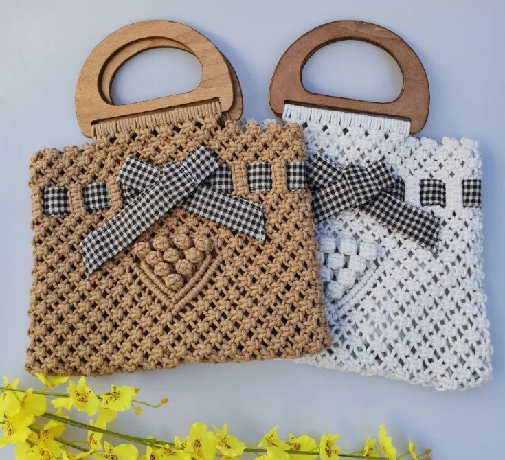 

2020 Fashion Knitted Hollow Girl Handbag with Bowknot Square Straw Handbag, Print