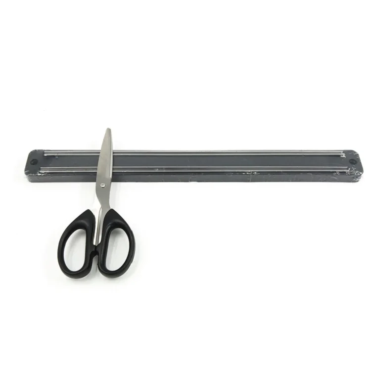 

20 inches Strong Magnet Bars kitchen vegetable carving plastic magnetic knife holder utility knife holder