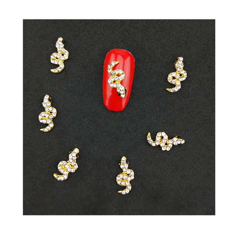 

2021 high quality snake luxury metal gold nail art charms 3d