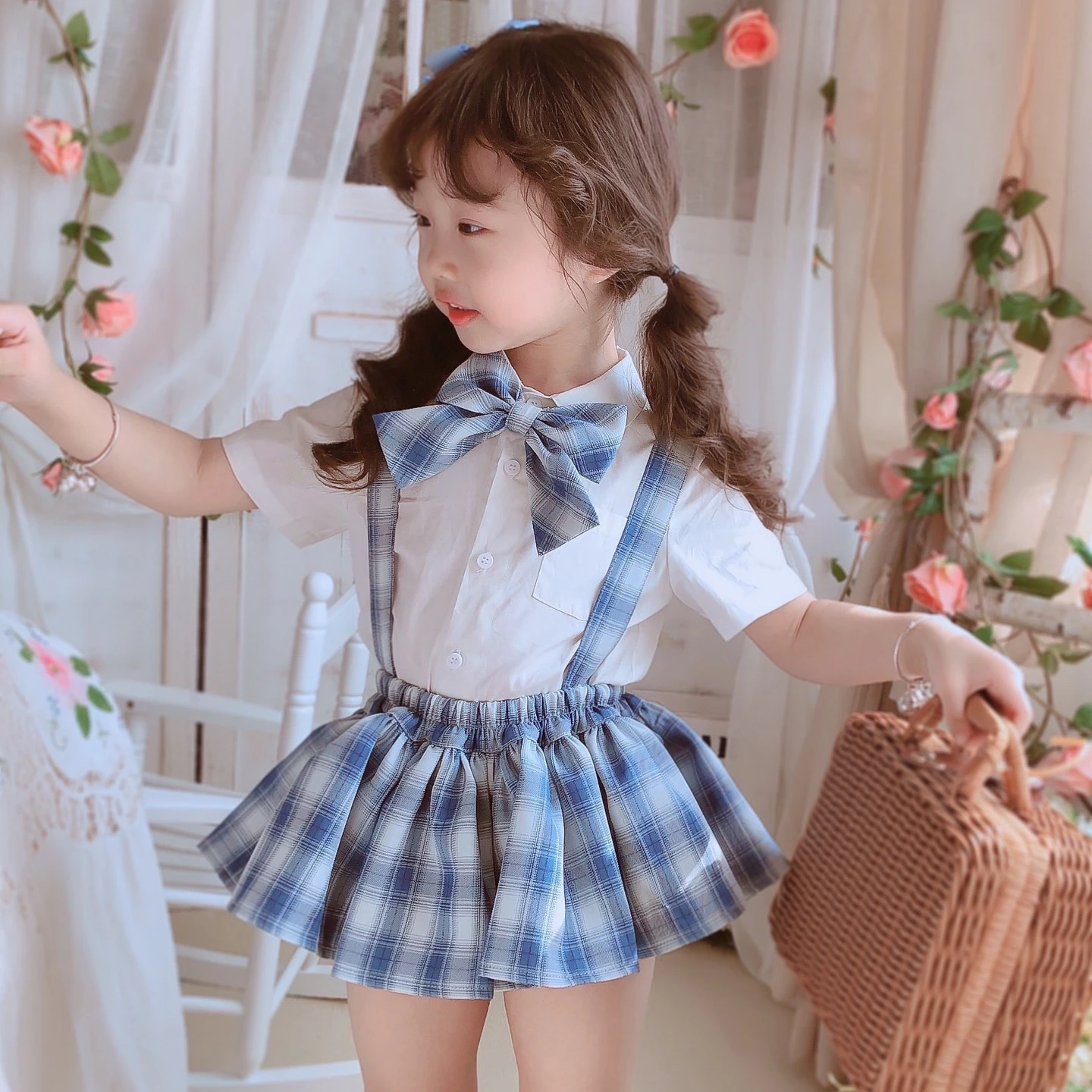 

Factory Wholesale children's boutique clothing high quality kids plaid summer girls white blouse matching skirt set