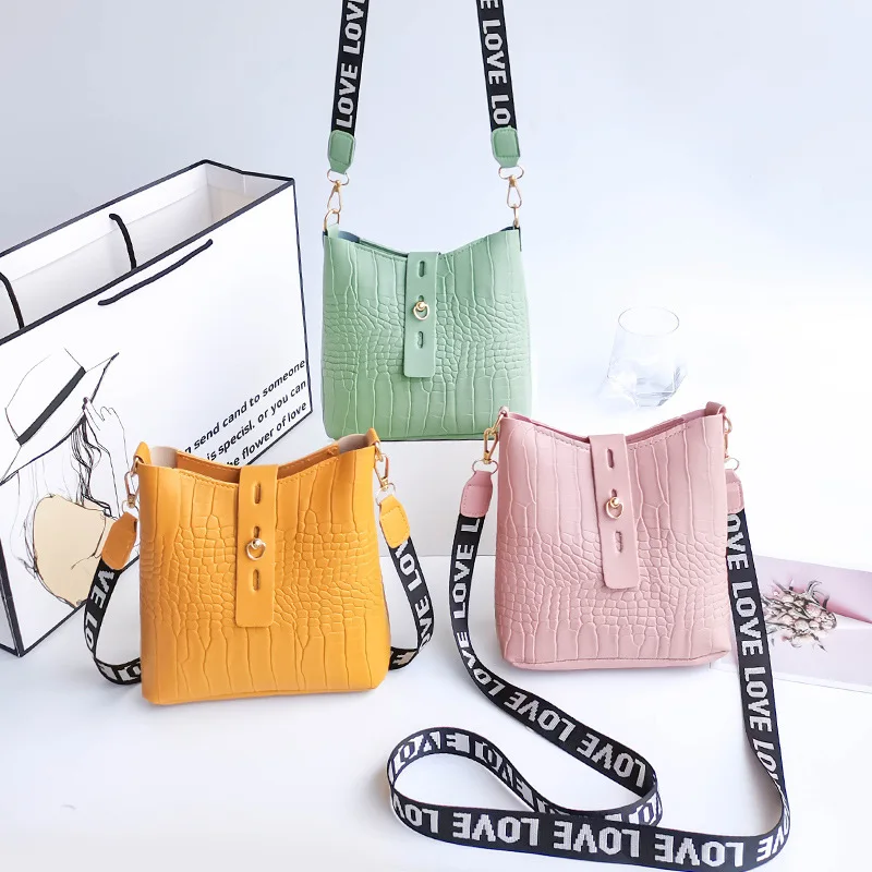 

2021 New Simple And Lovely Bucket Bag Women's Fashion Single Shoulder Crossbody Bag, As photo show