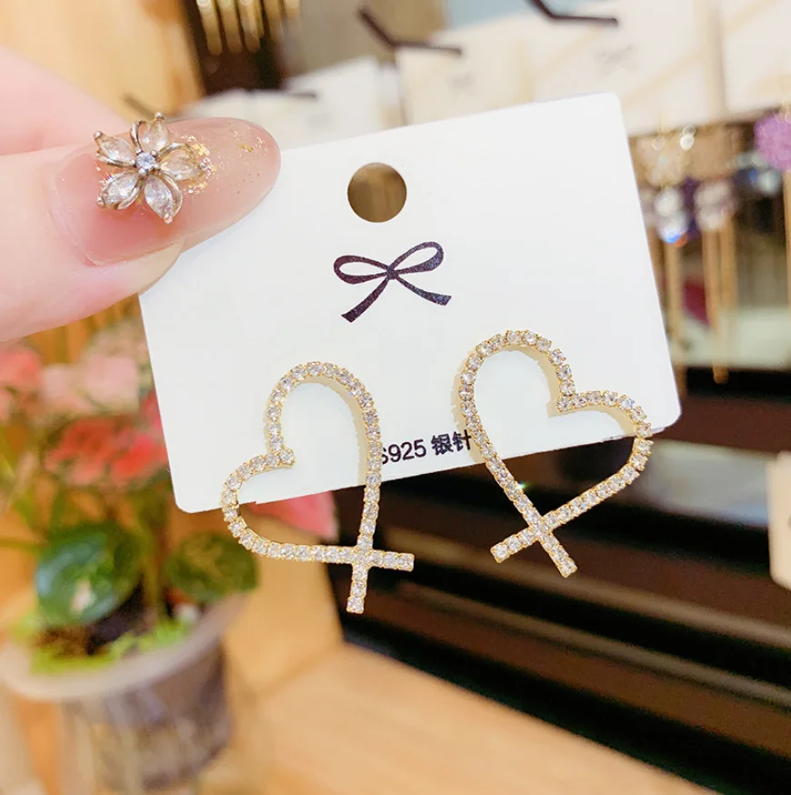 

Fashion gold rhinestone heart earrings for women wholesale N2011056, Colors