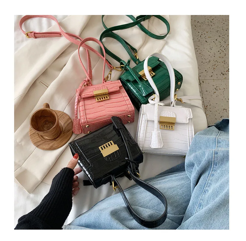 

Summer 2020 new ins fashion women's bag lacquered crocodile shoulder bag solid color portable mini bag crossbody chain handbag