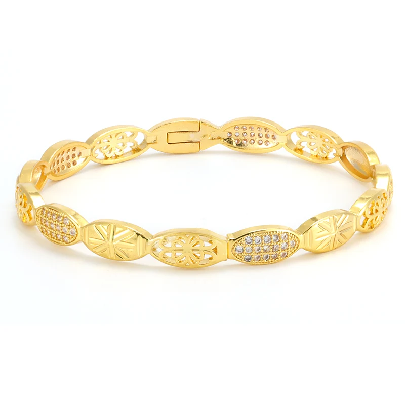 

New Fashion Ladies Jewelry Gold Plated Round Zircon Hollow Bracelet For Wedding