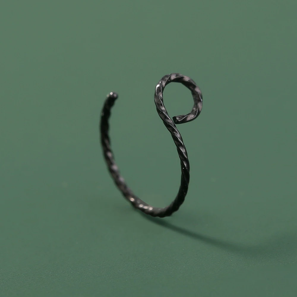 

New Creativity Medical Steel Body Piercing Jewelry Fashion Black Curve Nose Ring Body Jewelry Wholesale Women Jewelry
