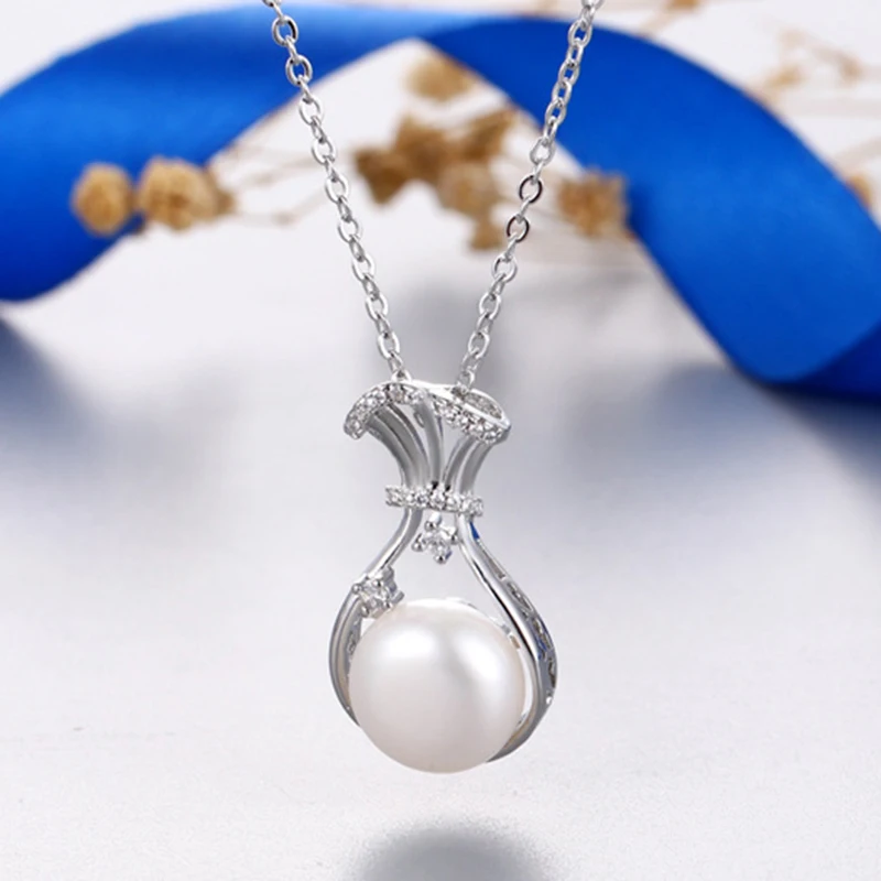 

14K Gold Filled 9.5-10mm Flat Natural White Freshwater Pearl Pendant Necklace for Women Anniversary Birthday Jewelry Gifts