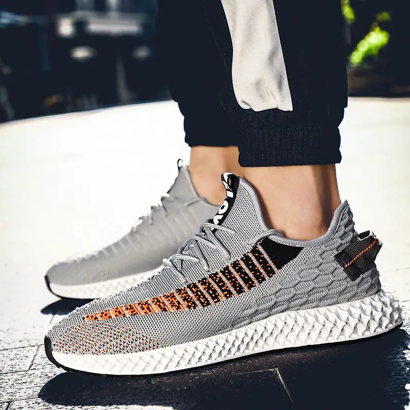 

2019 Fashion New Designs Excellent European Style Fly knitted Mesh Men's Sport Shoes, Optional