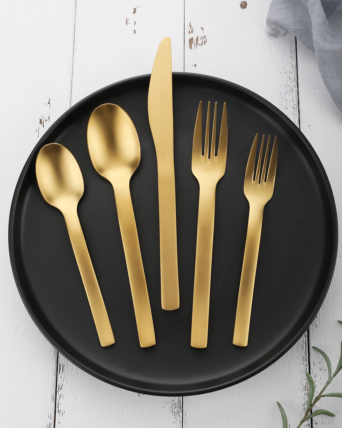 

high quality luxury wholesale wedding restaurant colorful 20/24 pcs stainless steel silverware 18/0 gold cutlery flatware set, Gold,black,rose gold and sliver,ect.