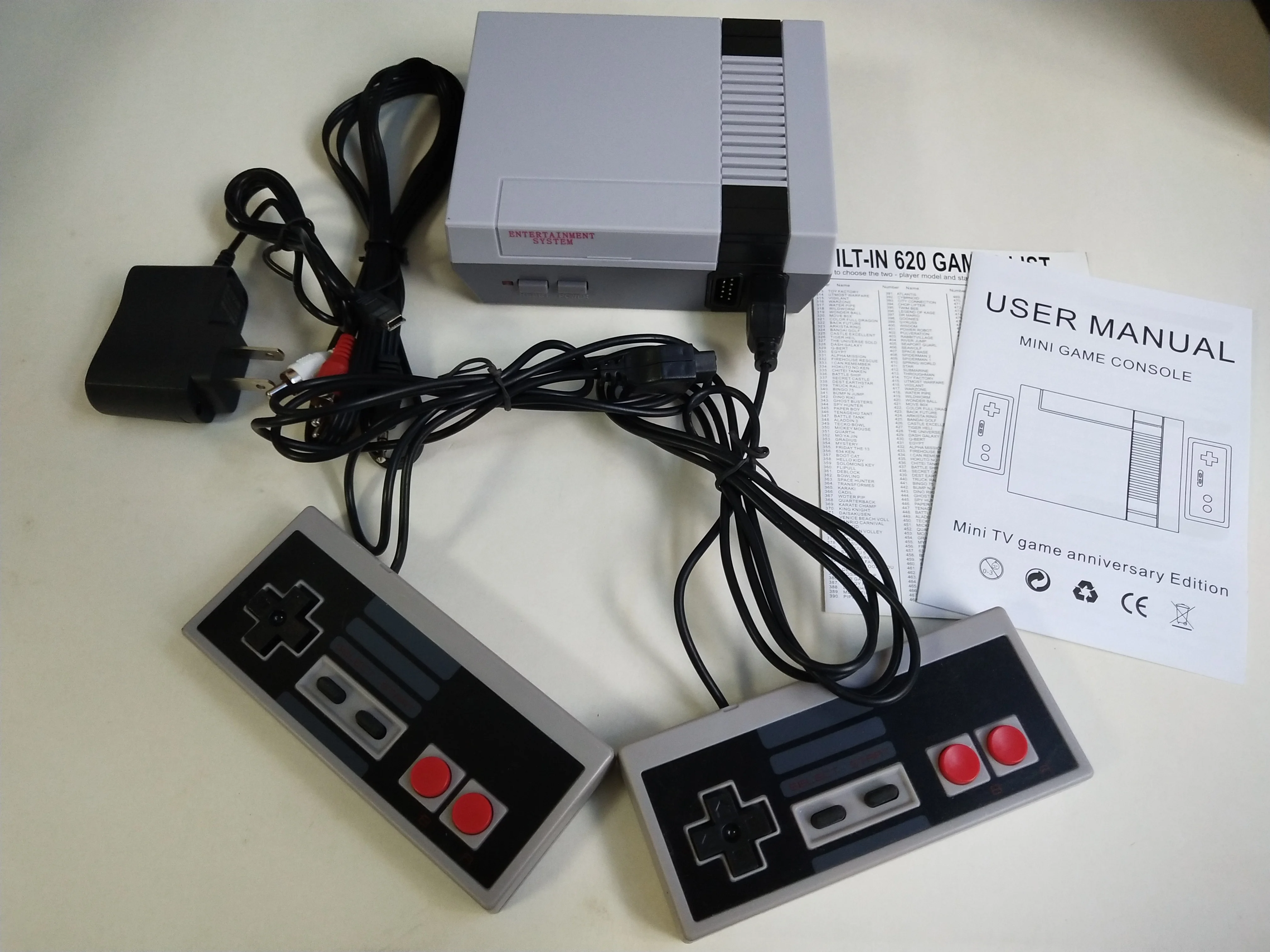 Bulk Mini Console Builtin 620 Game Retro Handheld Game Console Home Tv