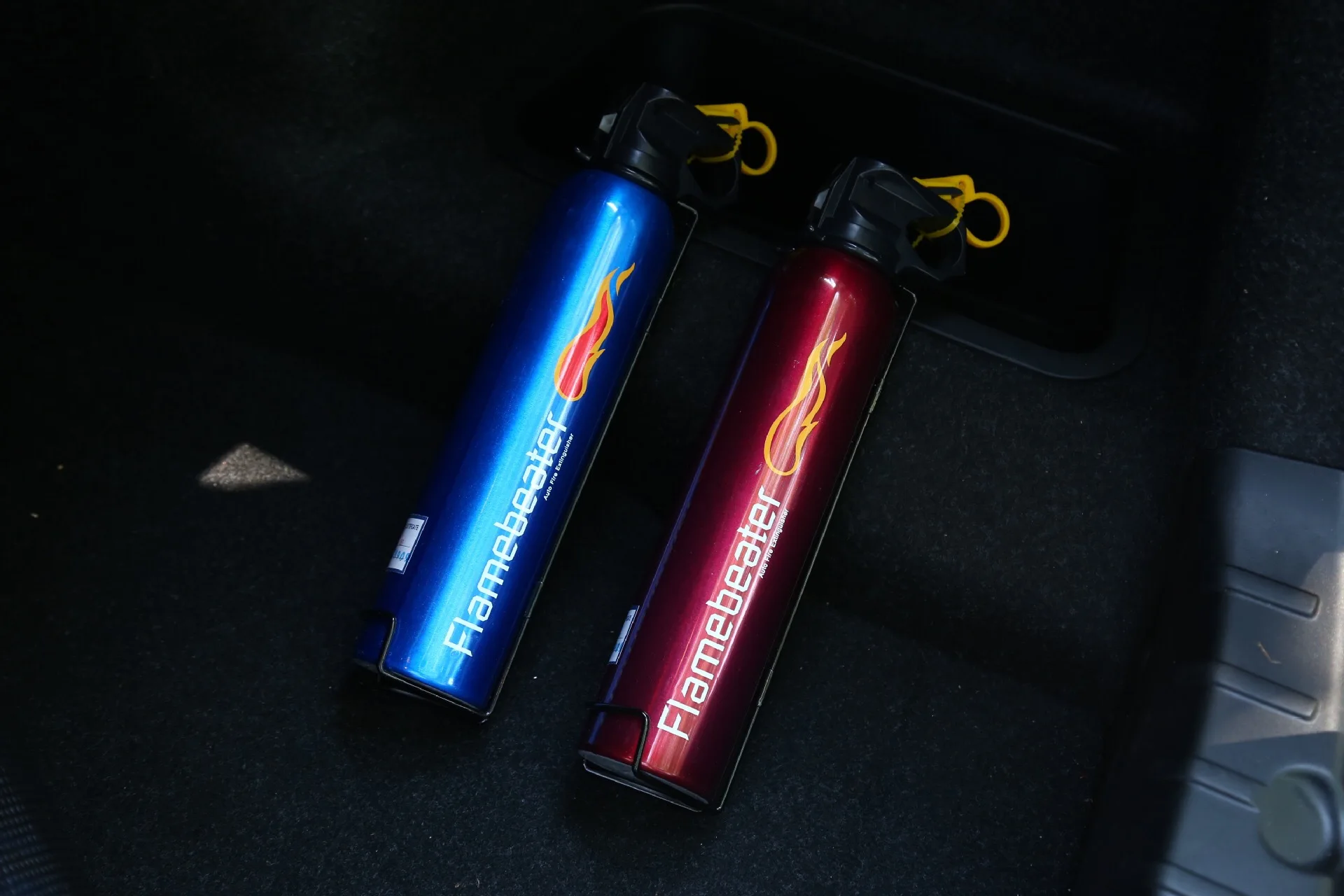 Фаер мини. Огнетушитель аэрозольный fire stop италия. Гоночный огнетушитель. Огнетушитель мини 500мл. Мини огнетушитель.