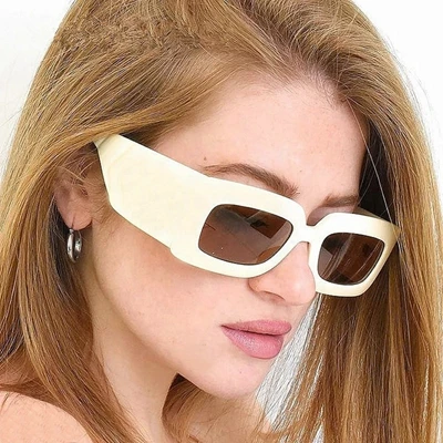 

YNOT Fashion Eyewear Elegant Women Snake Print Sexy Small Square Sun Glasses Female Shades Women Glasses