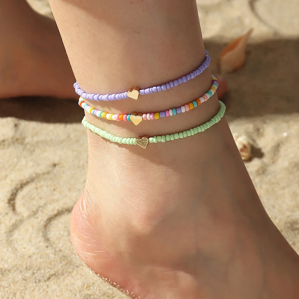 

Amazon Hot Selling Three Pieces Set Color Beaded Ankle Bracelets Fashion Colorful Rice Bead Love Heart Anklet Set For Women