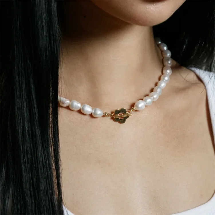 

Summer hot large natural pearl beaded choker necklace flower Ot toggle clasp freshwater pearl bead choker necklace lady