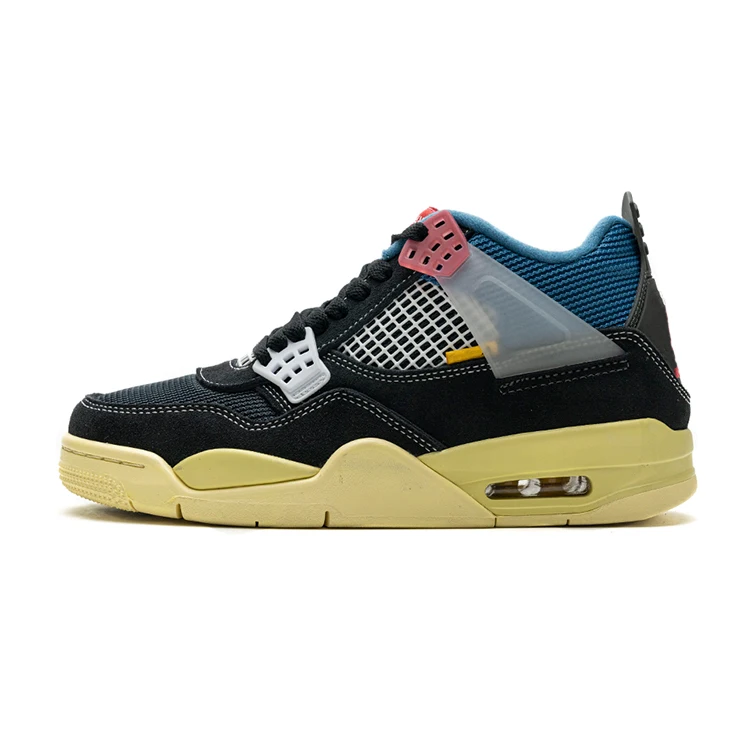 

Un LA x J4 Retro SP Off Noir Black charms sneaker, White