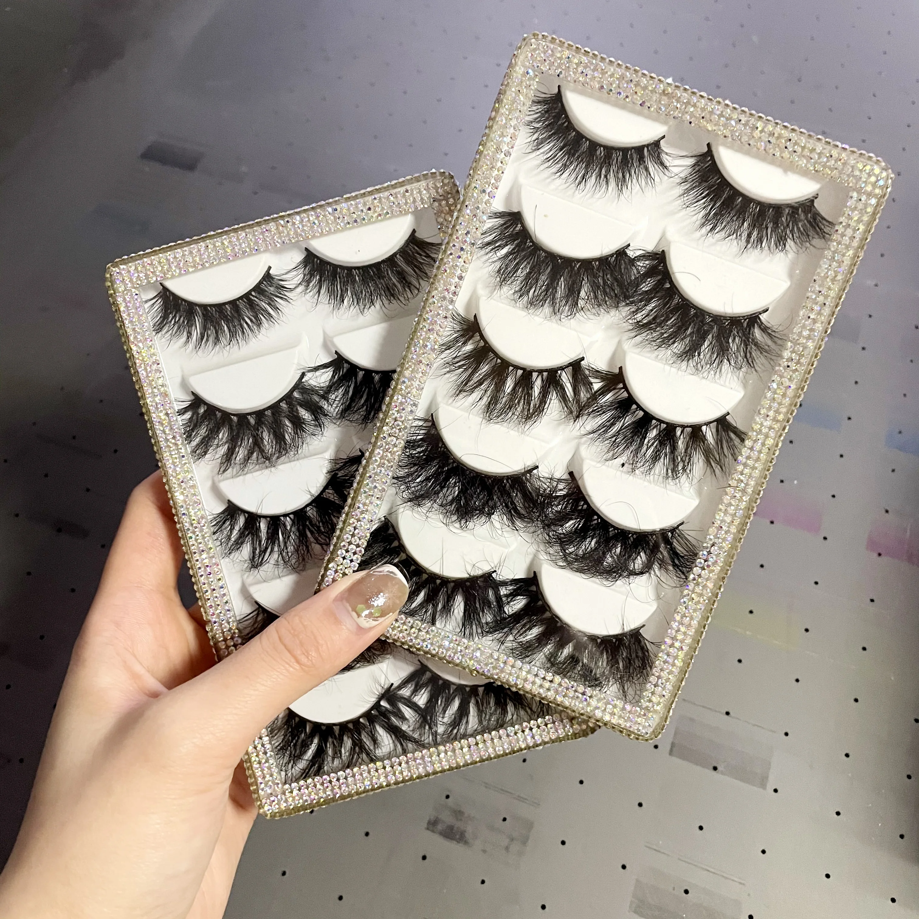 

2021 new arrivals wholesale fluffy full strip lash box dramatic 25mm mink eyelash vendor customized boxes lashbook packaging, Natural black