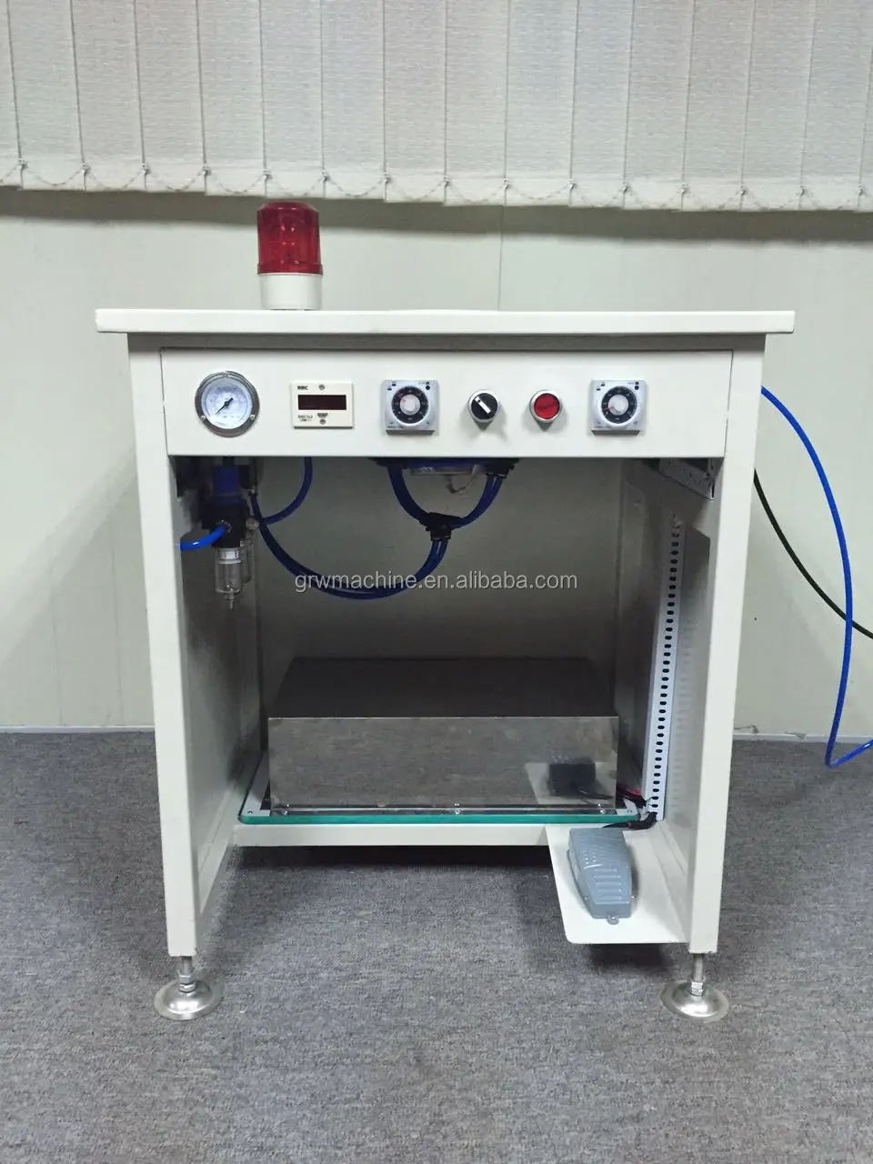 bulb machine (3).jpg
