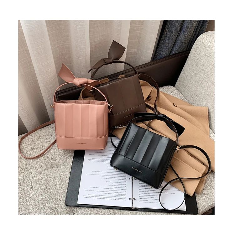 

Fashion Pleated Women Solid Color Bucket Bag 2021 Spring Lady Sweet Bow Shoulder Crossbody Bags Female PU Leather Handbags Tote