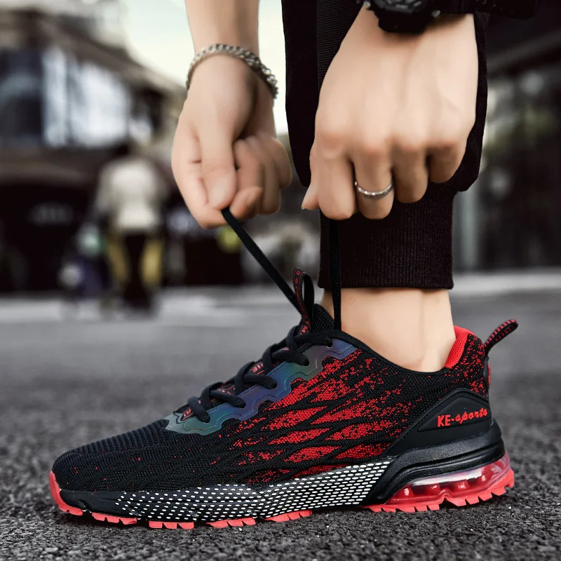 

Cross-border plus size 2022 spring and summer new student lightweight running shoes casual men's travel shoes on behalf of, Picture shows