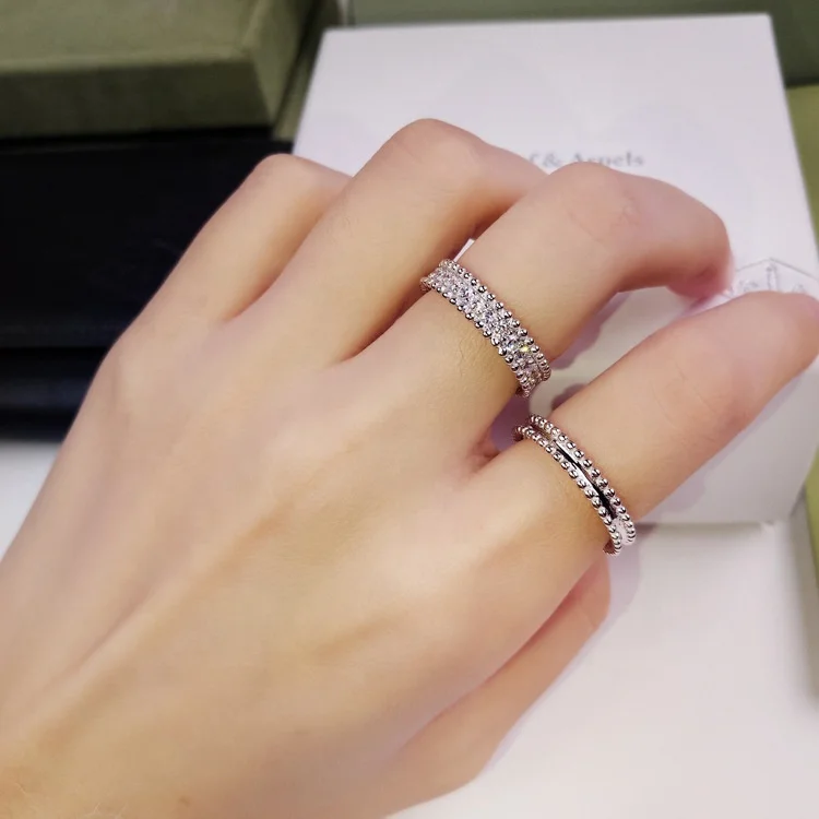 

Fashion Wedding Rings For Women Zircon Jewelry Simple Silver Color Rings Elegant Female Engagement Ring Set Accessories Aneis