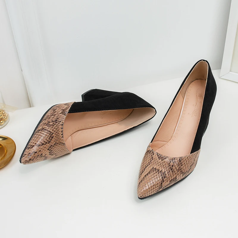 

Sexy Snakeskin Pattern Pointed Toe PU Patchwork Ladies High Heels, Black,apricot