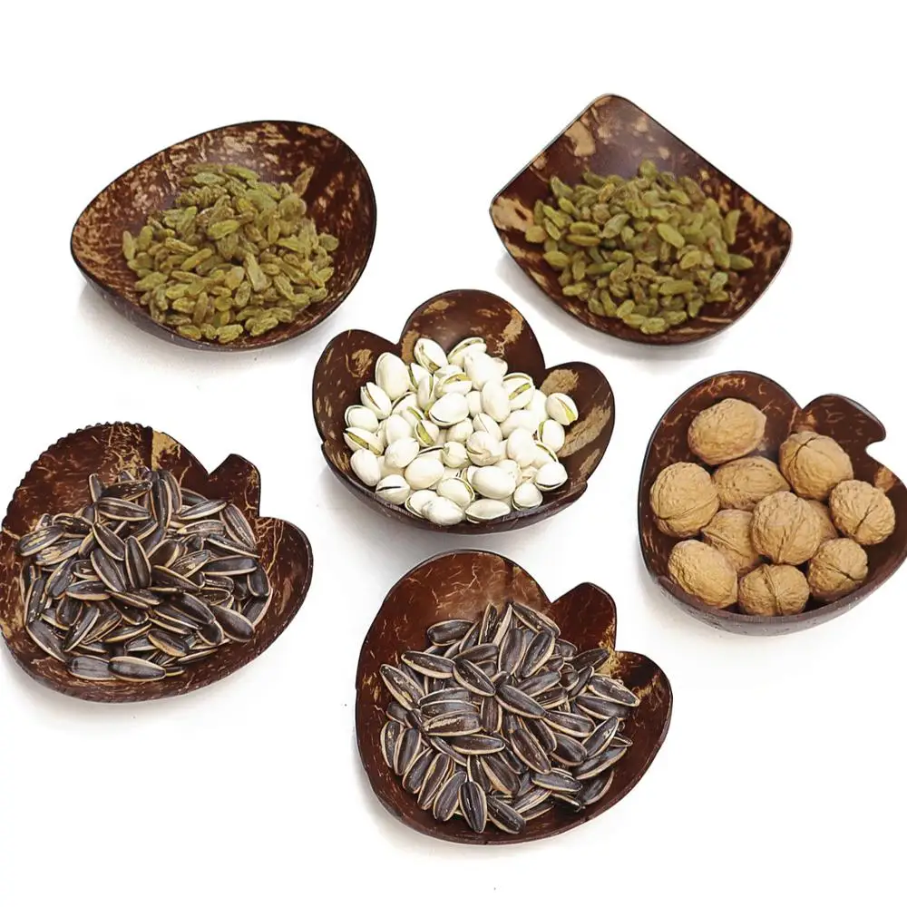 

Natural coconut shell bowl candy dessert bowl coconut tray creative decorations coconut shell bowl
