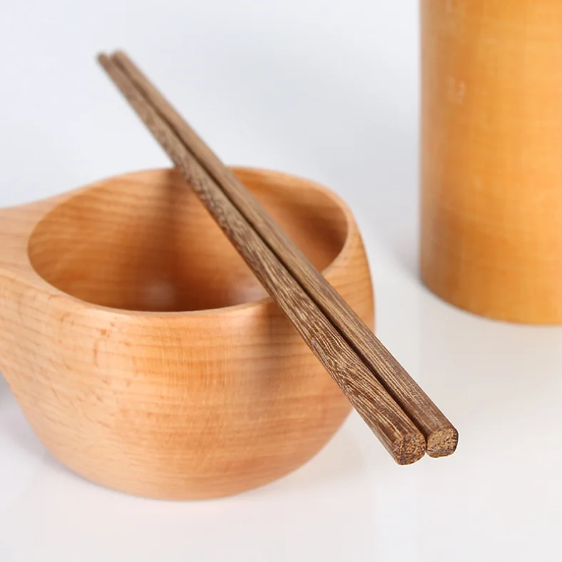 

Old Carpenter Japanese chopsticks gift Durable wholesale Kitchen wood natural chopsticks For food, Natural bamboo color