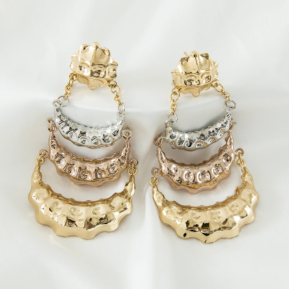 

SUNNICE Hot Selling Exaggerated Style Big Jewelry As Three Color Horn Earrings For Women