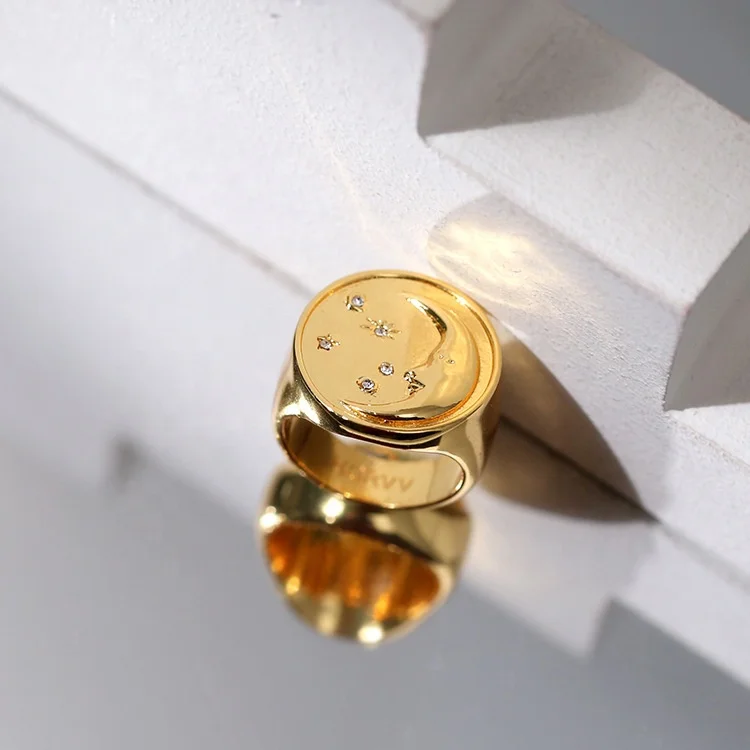 

Hot Selling 18K Gold Plated Vintage Embossed Moon Diamond Star Ring