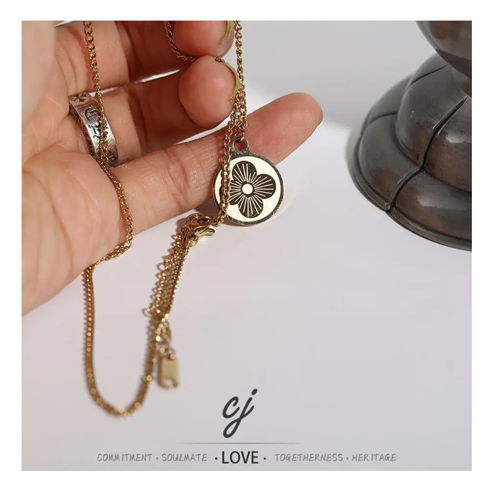 Carline Hot Sale Wholesale 18k Gold Plated Stainless Steel  Four Leaf Clover Necklace for Women Lowest Price High Quality