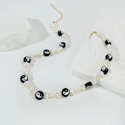 

2021 Handmade Colorful Resin Pearl Beads Necklace Yin Yang Tai Chi Freshwater Pearl Choker Necklace For Women Girls Gifts