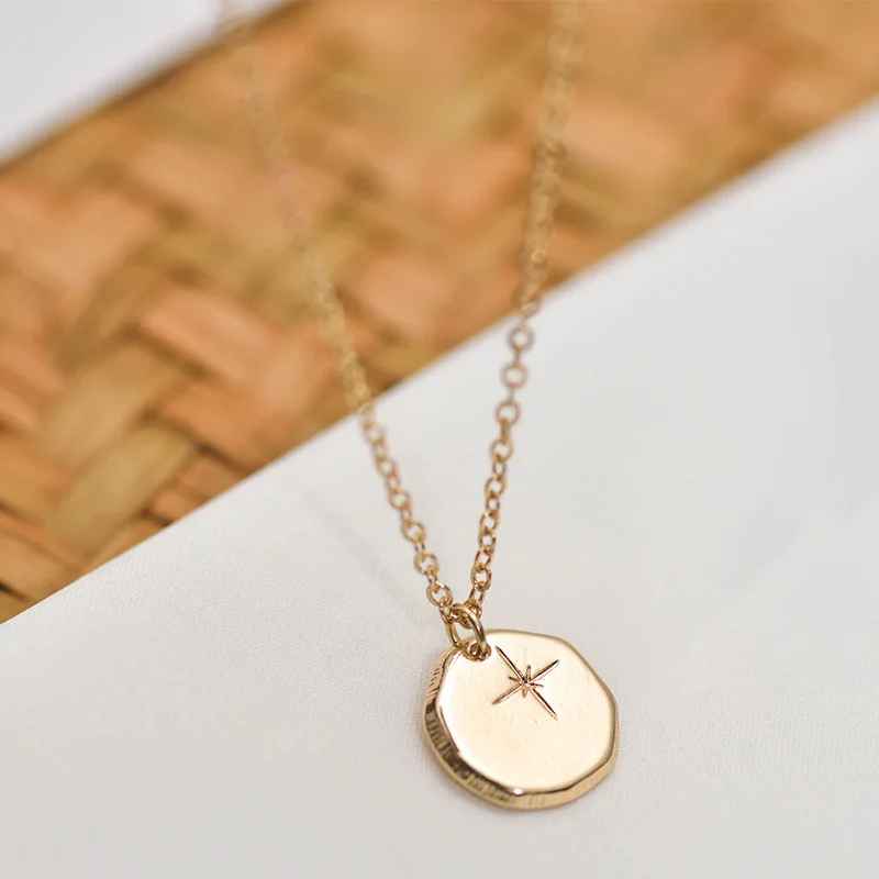 

New Arrival Simple Round Alloy Coin Pendant Necklace For Women Sun Jewelry For Women Wholesale