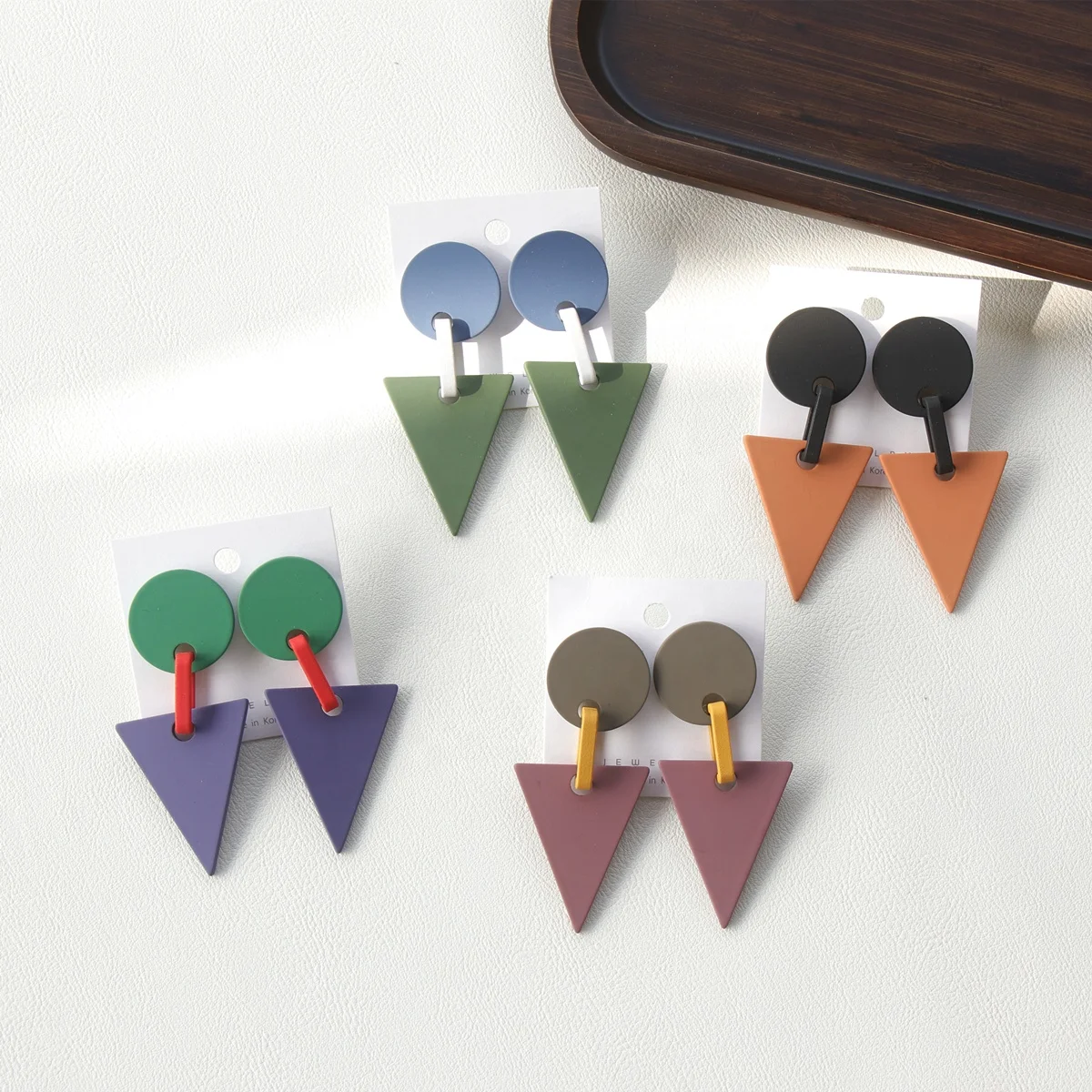 

JUHU New Clay Paint Colorful Triangle Stud Earrings For Girl Fashion Simple Geometric Acrylic Multicolor Jewelry Party