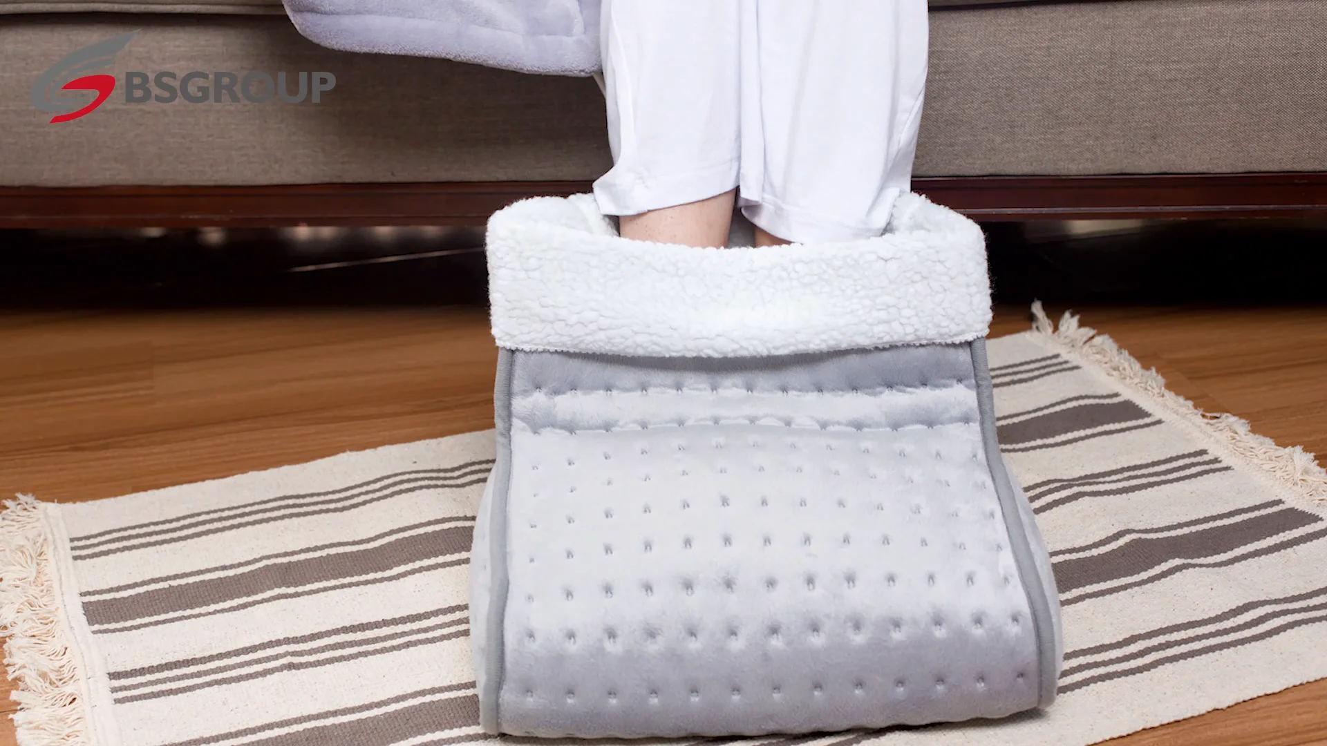 Ce Gs Approval 220v Auto Off Electric Heating Foot Warming Pad / Boot