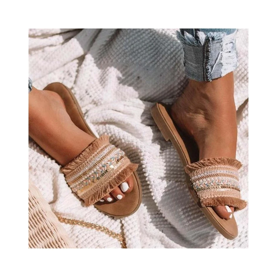 

2021 Fashion Trend Lighted Anti-slip Ladies Summer Women Flat Slippers