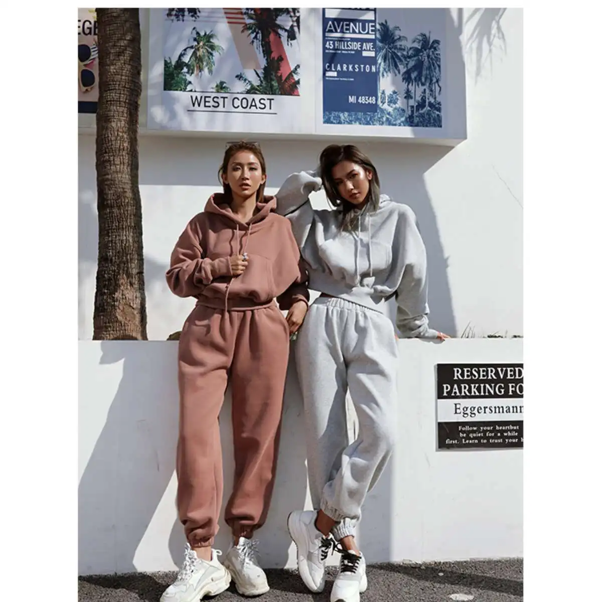 

High Quality Custom Logo Pockets Hoodie Joggers Suit Unisex Women Blacktrack Suit With Hoodie Womens Crop Hoodie Sweat Suit, White