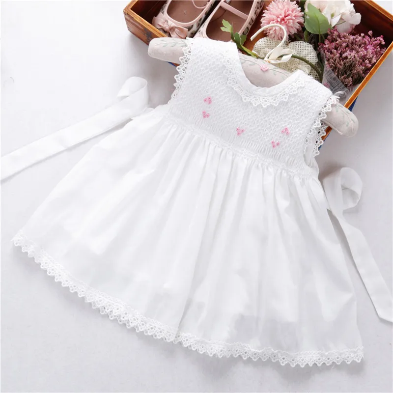 

C9129344 toddler white smocked dresses for girls clothes solid plain pink summer boutiques kids clothing wholesale, Picture shows