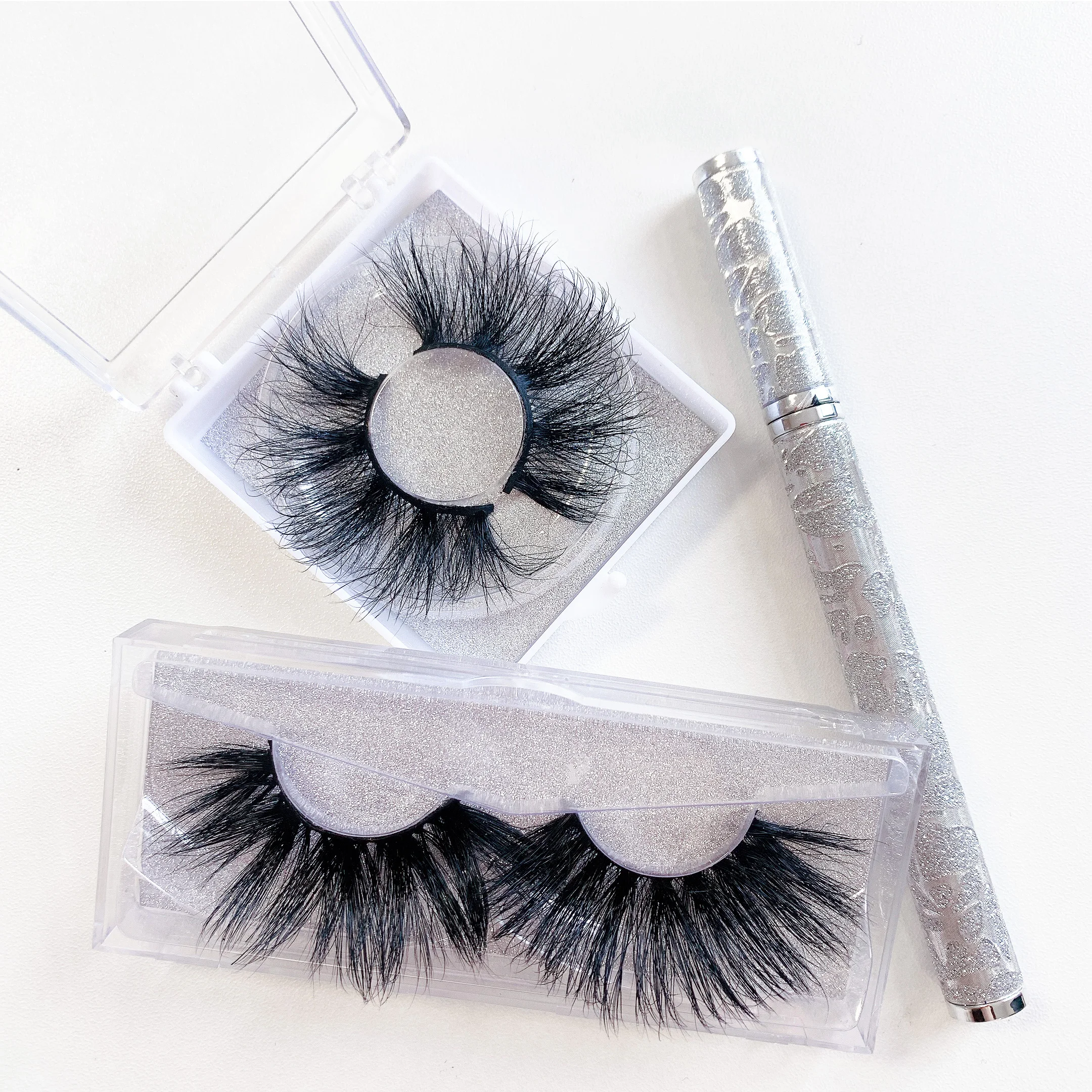 

Fluffy Real Short Mink Fur Lashes wholesale Vendor Cruelty Free Wispy 5DT Mink Eyelashes case 20MM Mink Eyelash, Black color