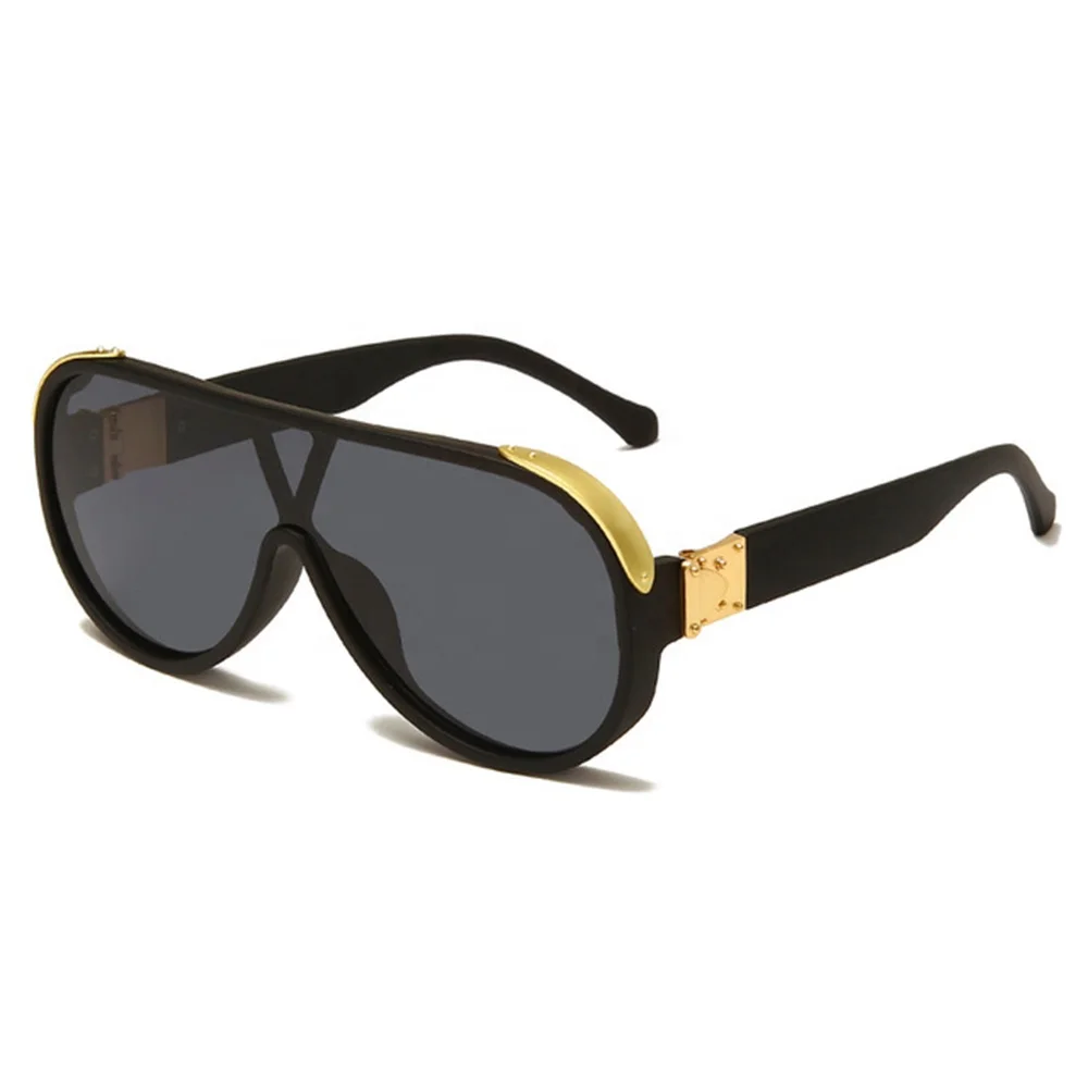 

Wholesale women trendy shades sunglasses with candy color lens fashion mens shades sun glasses newest 2021 women sunglass