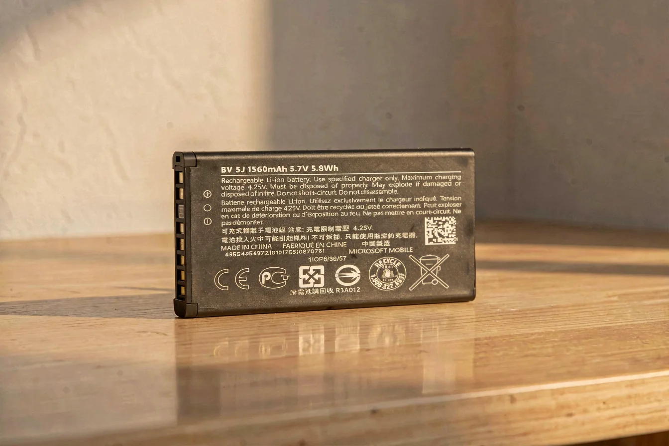 Premium Original Nokia E72