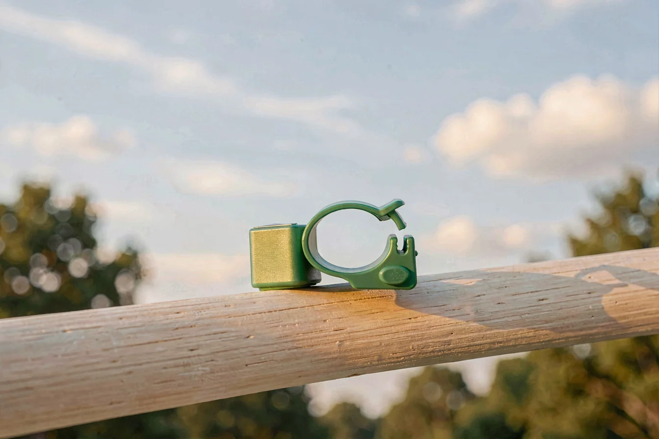 High-tech pigeon tracking ring
