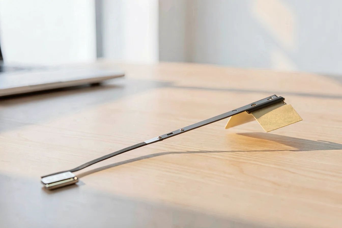 Social-Verified Laptop Screen Cable Connector