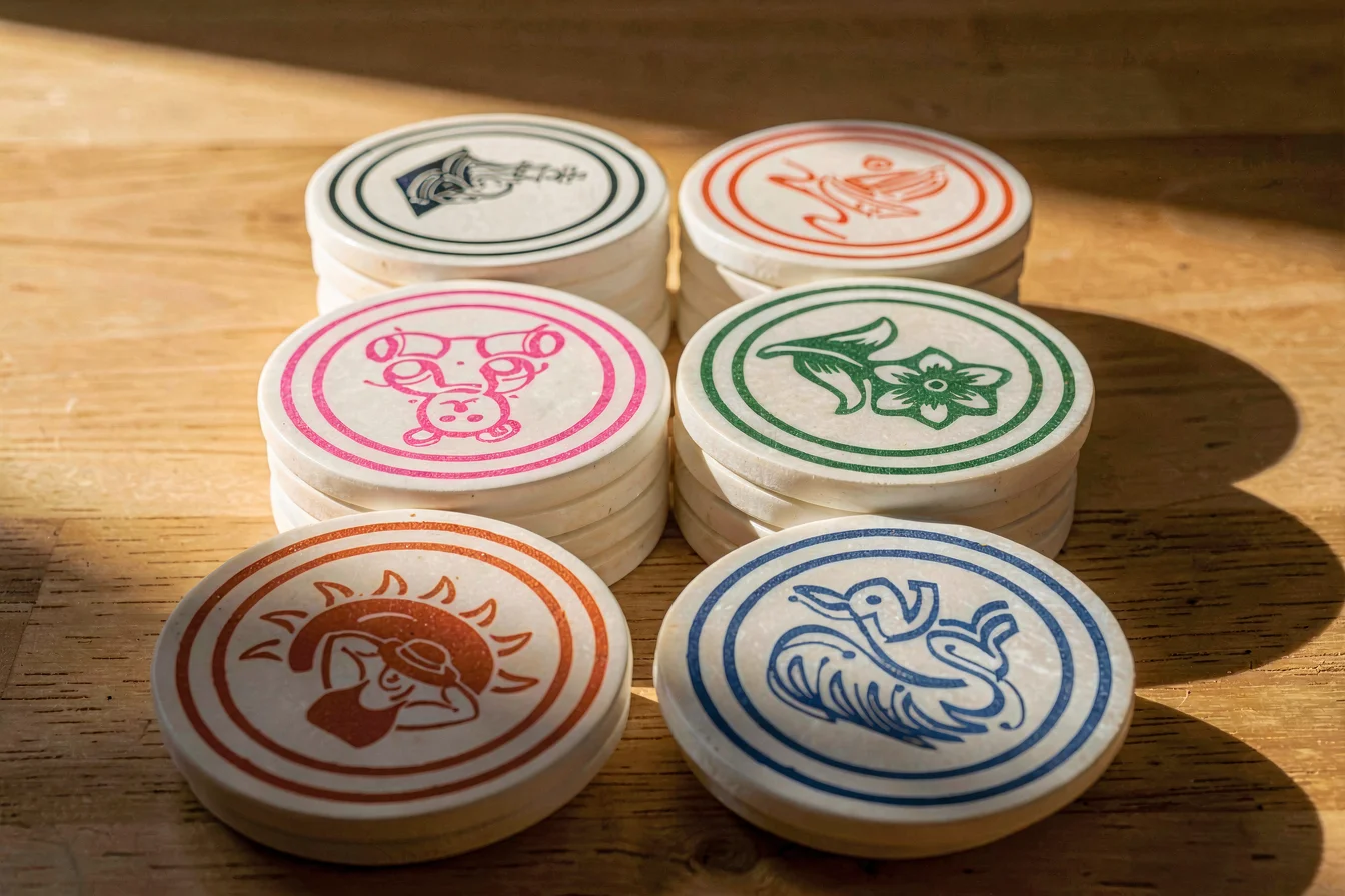 Durable striker carrom