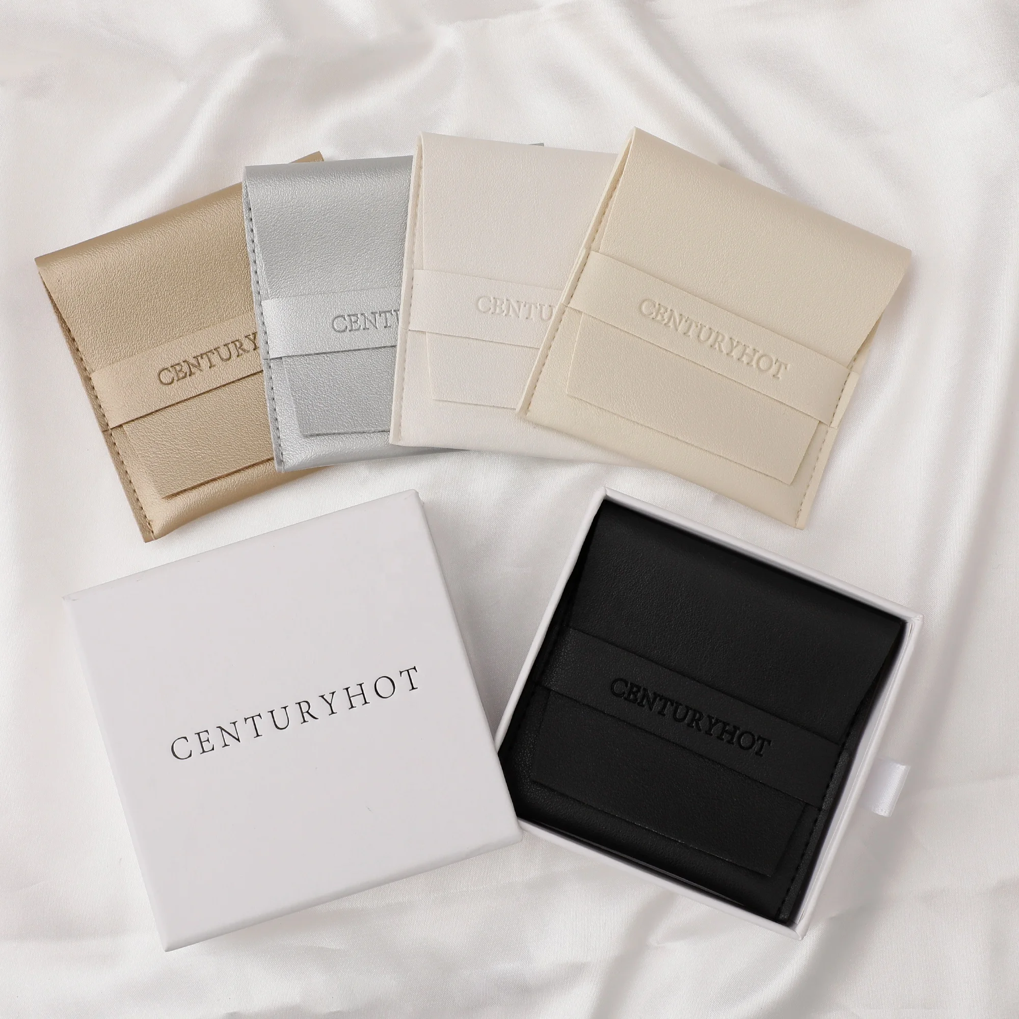 

Wholesale Black PU Leather Pouch Custom Jewelry Pouch Bag Bracelet EarringsNecklace Pouch Jewelry Packaging Bags With Logo