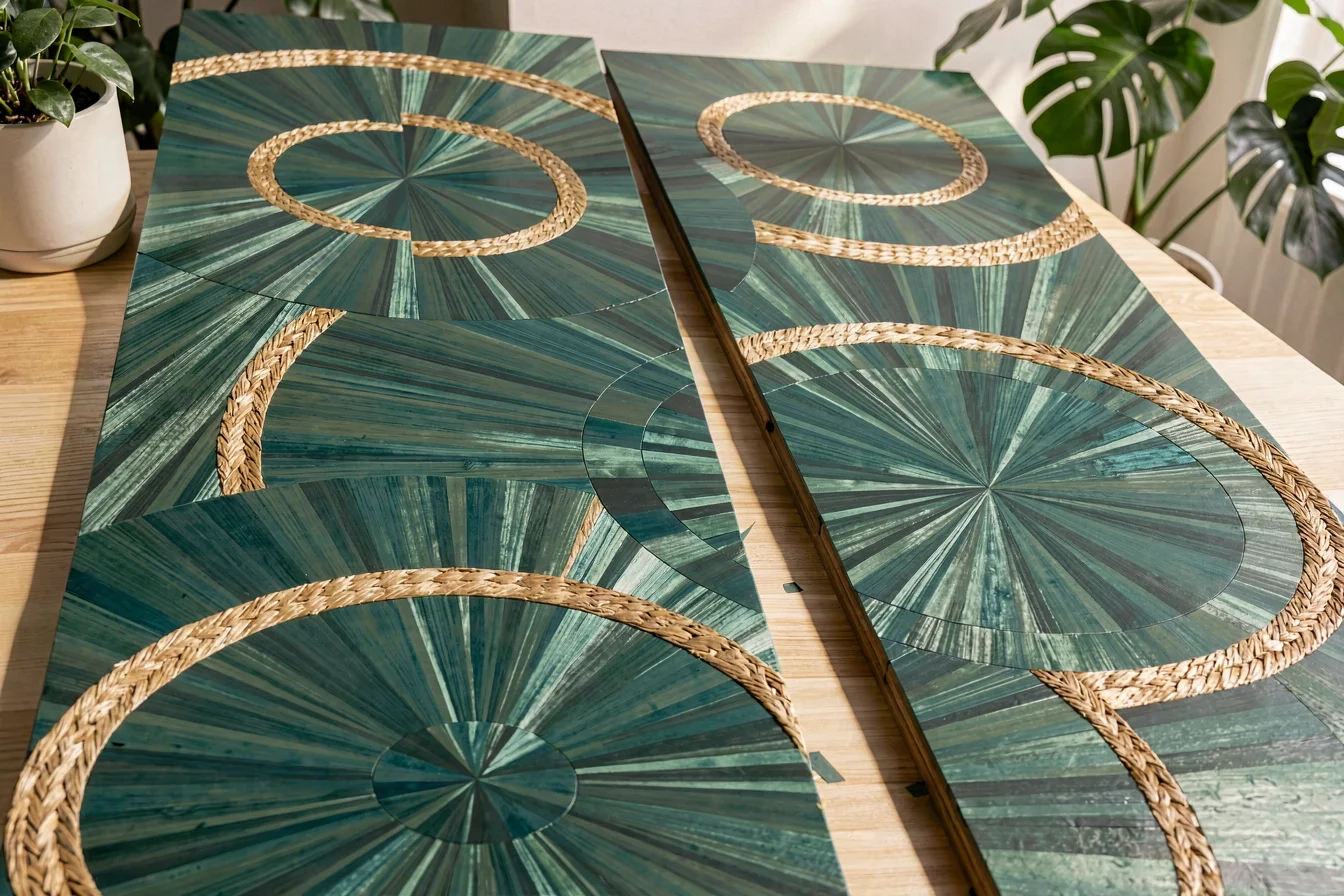 Premium Marquetry vs Straw Decorative Home Furnishing