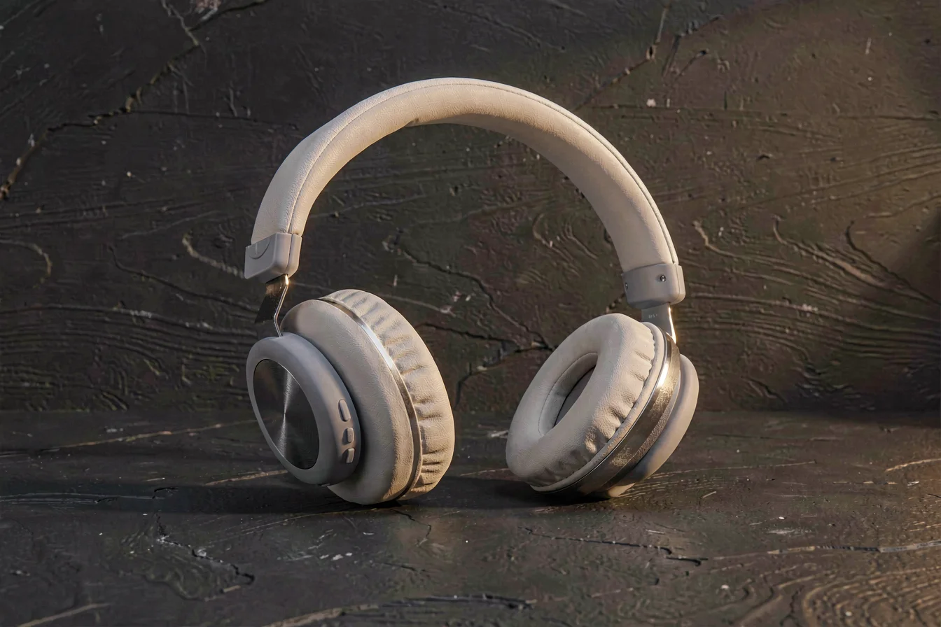 High-demand gothic headphones